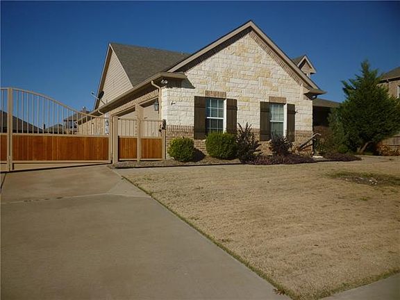 4th image of 609 Sage Brush Dr