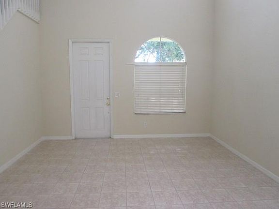 4th image of 2688 Sunset Lake Dr