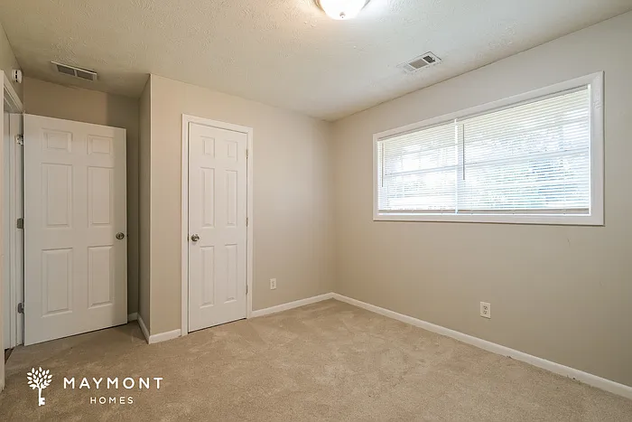 1358 Stoneham Ct — Photo 12