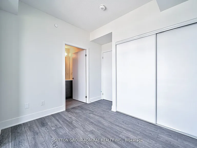 188 Fairview Mall Dr #2115 — Photo 10
