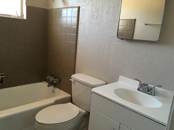 3rd image of 7535 Yuma Dr