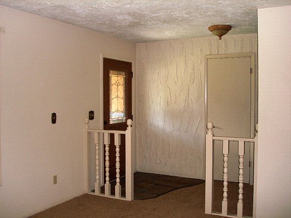 5th image of 3069 Disney Dr