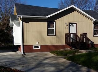 3608 9th St, Des Moines, IA 50313