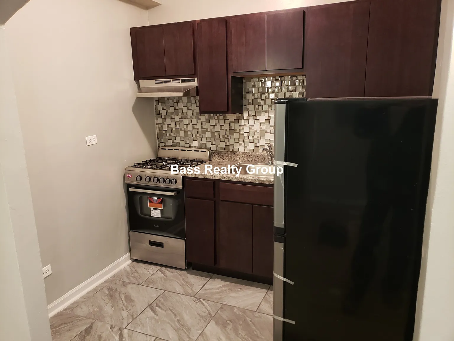 1 bed, 1.0 bath, $1,325 — Photo 1