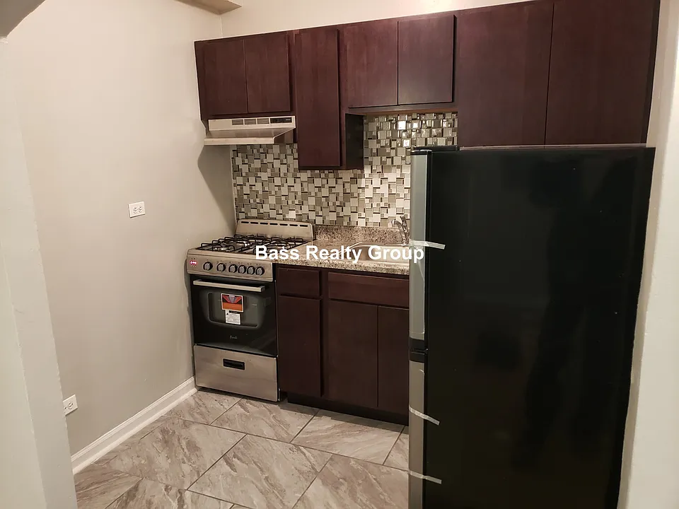 1727 W Estes Ave #203