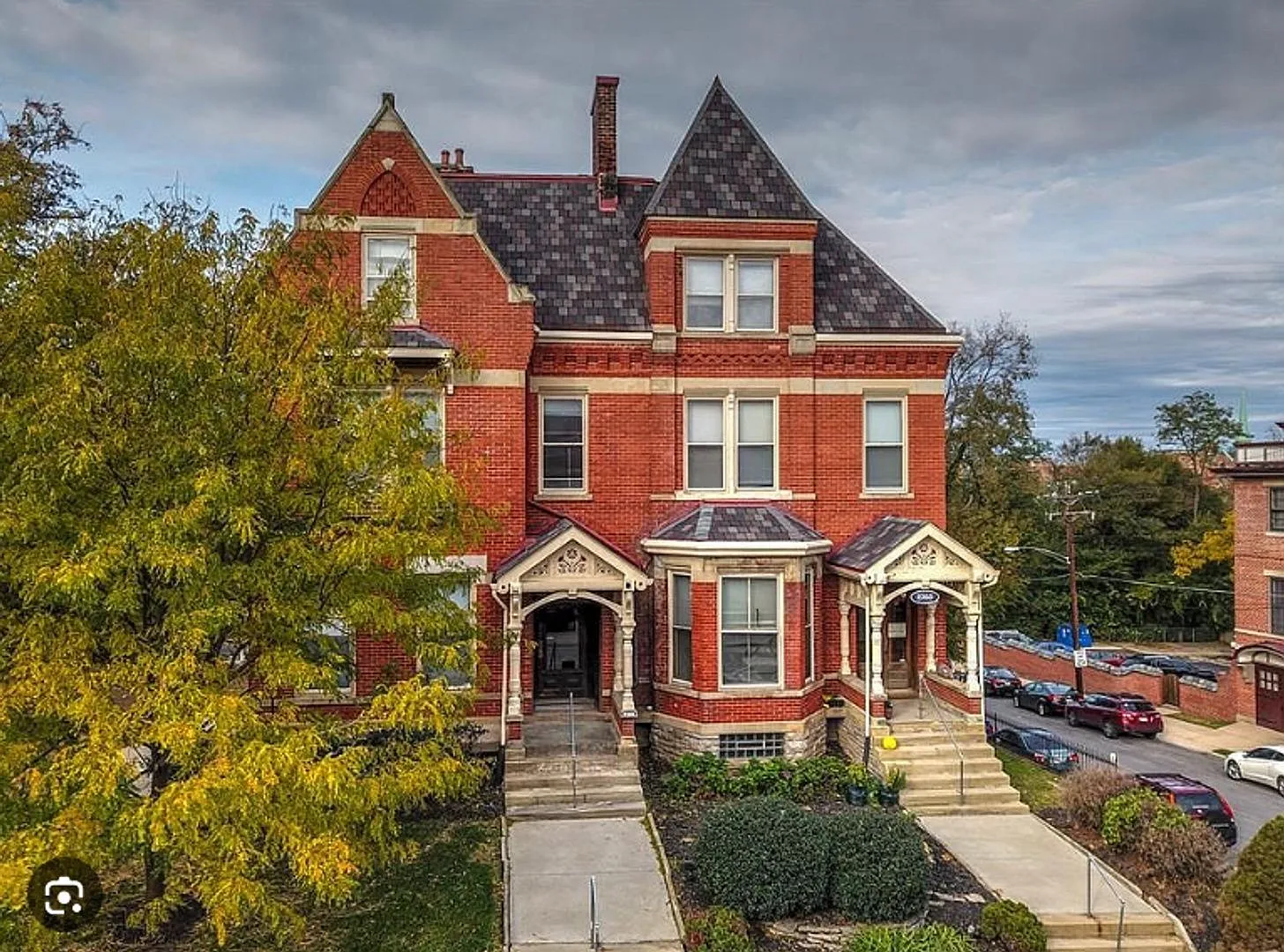 2 bed, 1.5 bath, $1,950 — Photo 1