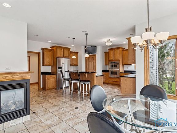 2nd image of 1640 Deer Creek Dr