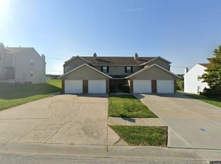 1303 SE 8th St, Lees Summit, MO 64063