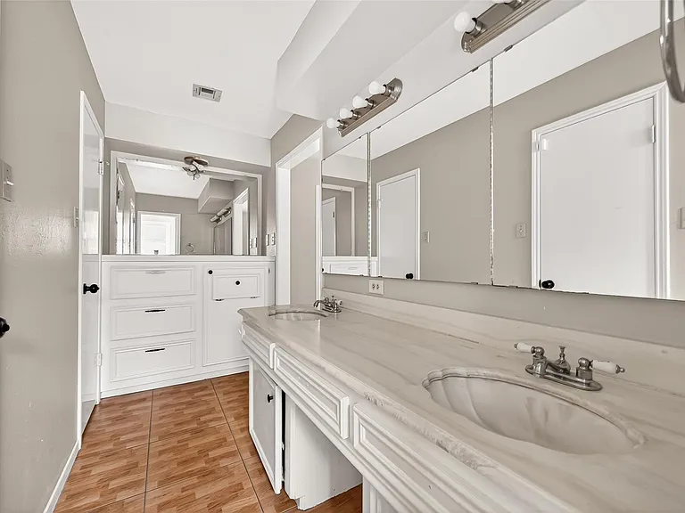 2003 Point Clear Ct — Photo 30
