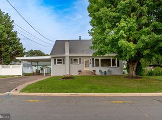 121 Patterson Ave, Bellmawr, NJ 08031