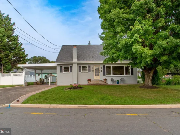 121 Patterson Ave, Bellmawr, NJ 08031
