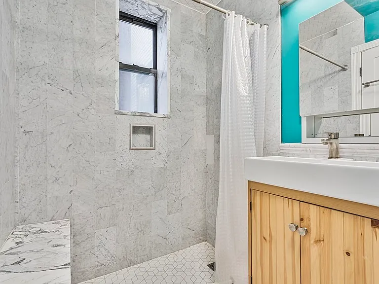 466 Commonwealth Ave #204 — Photo 6