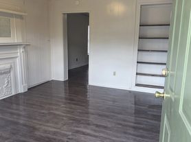 1011 Barret Ave, Louisville, KY