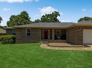 203 Rosewood Ave, Crestview, FL 32536