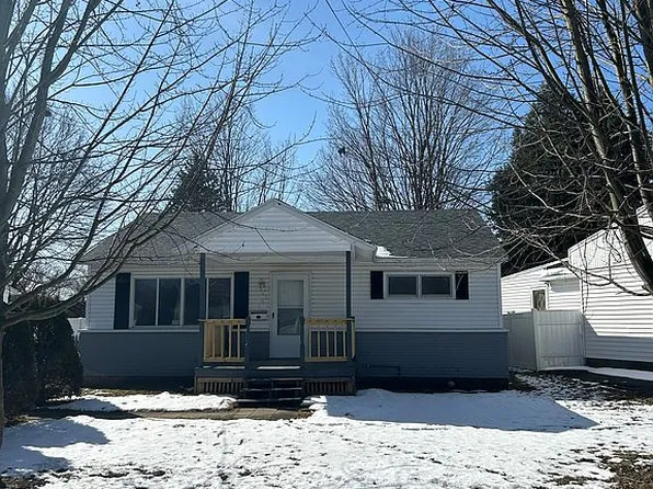 465 Euclid Rd, Utica, NY 13502