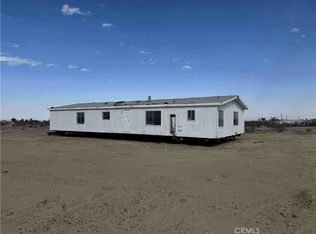 5520 Luna Rd, Phelan, CA 92371