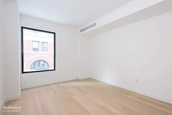 Rented by Sotheby's International Realty | media 16