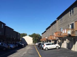 12 Sunridge Dr, Morgantown, WV 26505