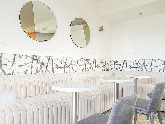 2nd image of 240 W Macarthur Blvd #502