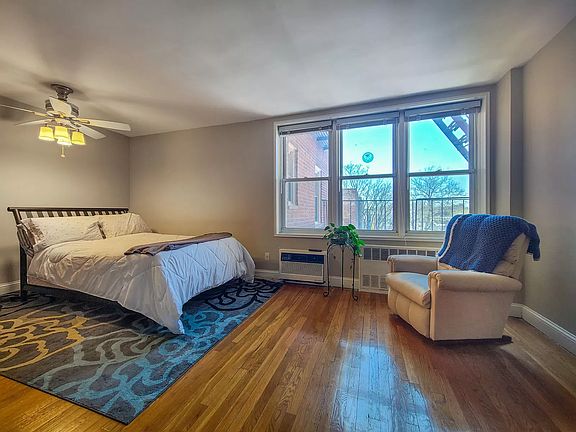5th image of 770 Ocean Pkwy APT 5R