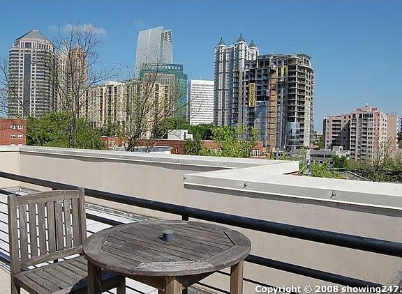 Spectacular view of Midtown skyline seen from the rooftop terrace.  