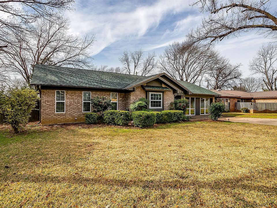 1st image of 2514 Aberdeen Dr