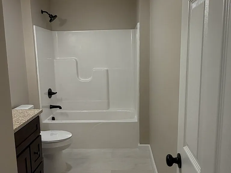 129 Carter Dr — Photo 8