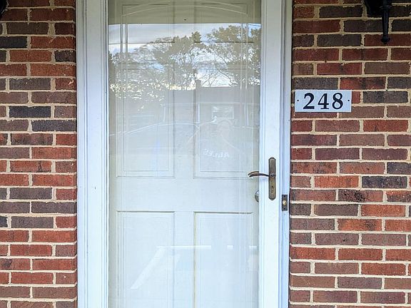 3rd image of 248 Arrowhead Dr