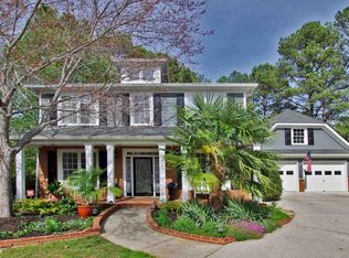 621 Sycamore Ridge Dr, Decatur, GA 30030