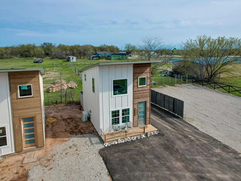 408 Campbell St, Bowie, TX 76230 MLS 20299153 Zillow