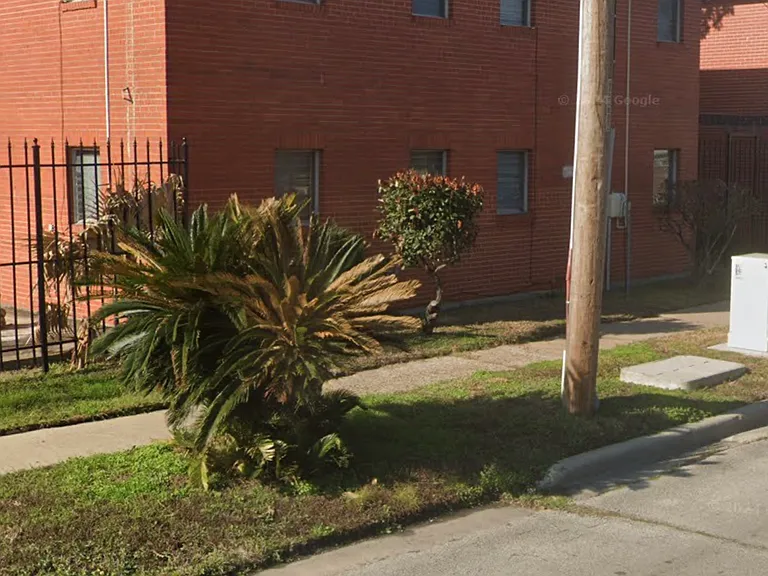 5902 Ardmore St #17 — Photo 9