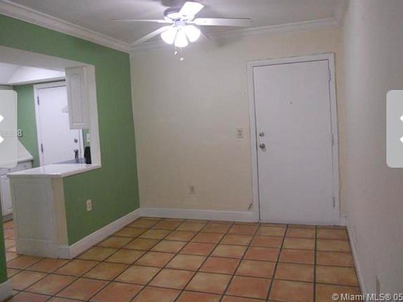 3rd image of 300 Sunrise Dr APT 3J