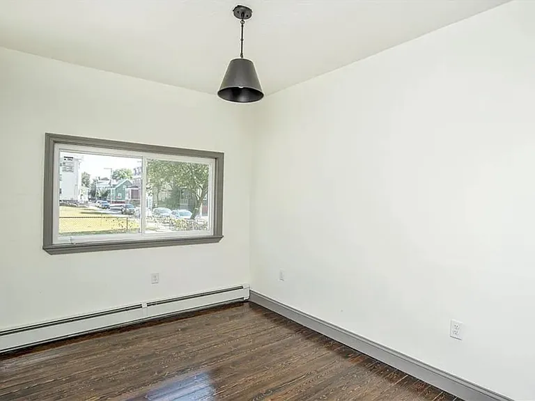 111 Grove St #1 — Photo 10