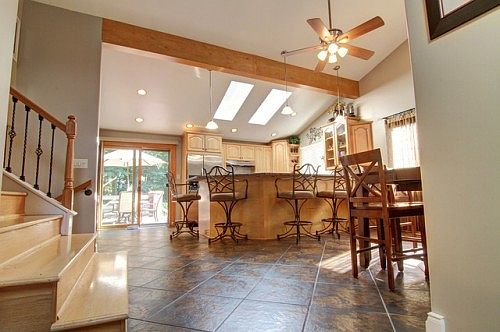 4th image of 342 Gina Dr