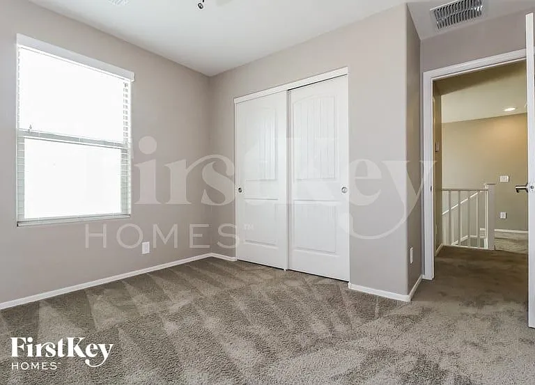12042 W Hide Trl — Photo 11
