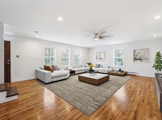 17 High St, Andover, NJ 07821