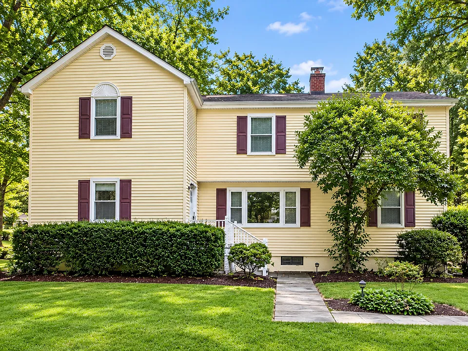 181 Crystal Lake Rd