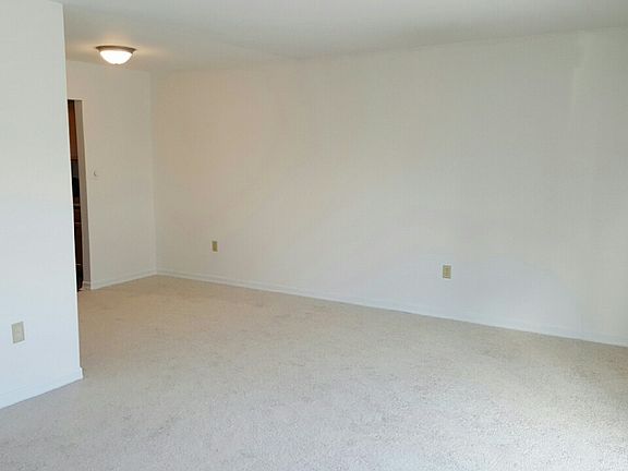 Dining Area/Living Room