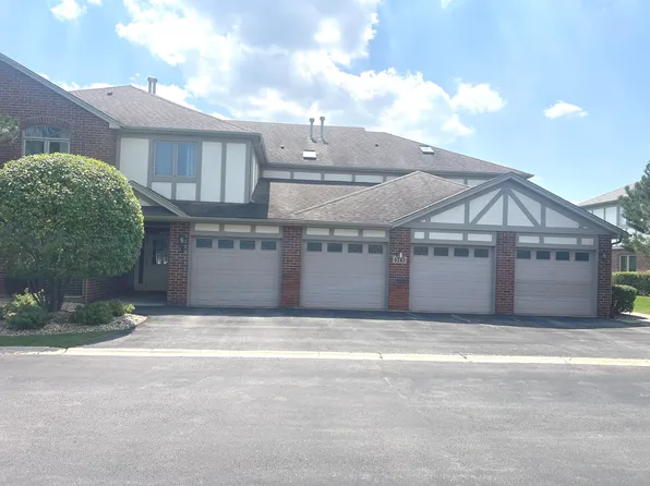6243 Misty Pines Dr Unit 1, Tinley Park, IL 60477