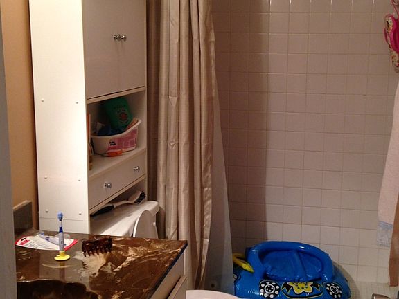 1st floor bathroom