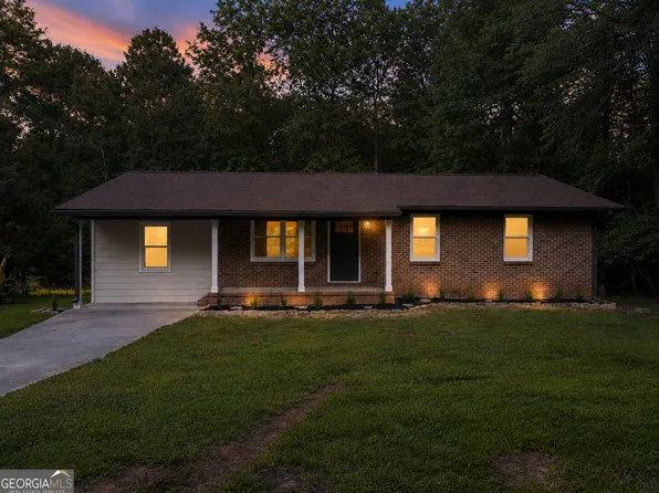 937 Sam Craven Rd, Cleveland, GA 30528
