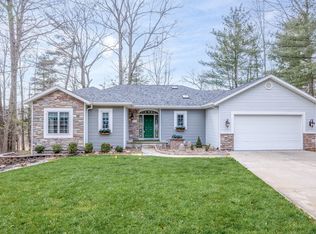 9683 Club House Dr W, Canadian Lakes, MI