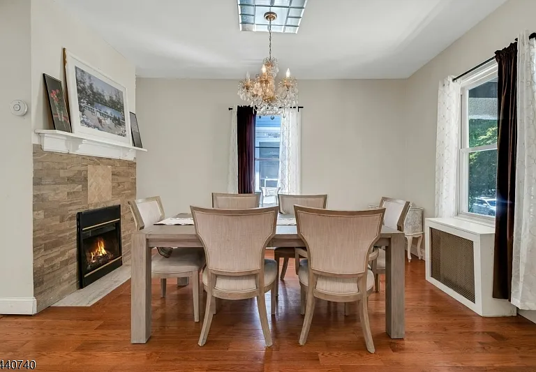 127 S Burnett St #R5-5 — Photo 5