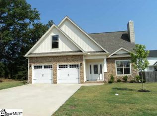 206 Downs St, Greenville, SC 29617