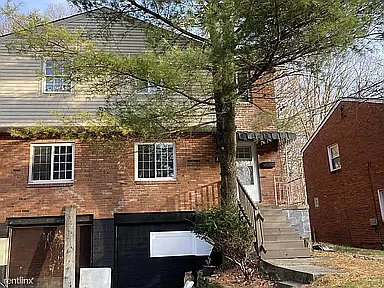 834 Oranmore St photo 1