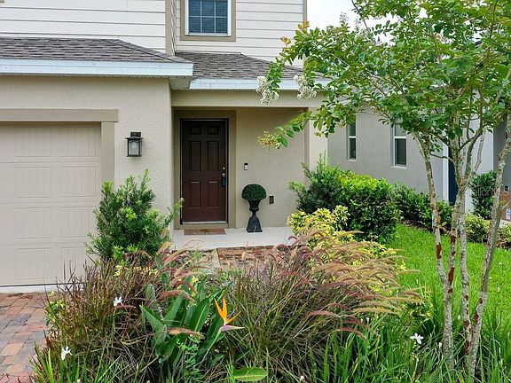 3rd image of 1541 Chelsea Manor Cir