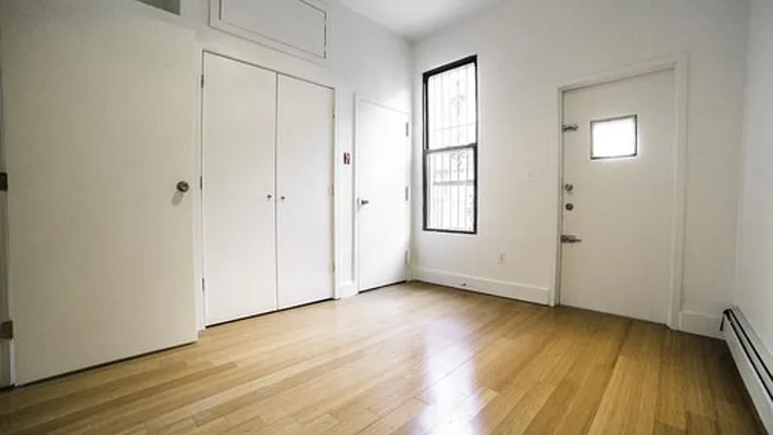 Rented by Nooklyn NYC LLC | media 20