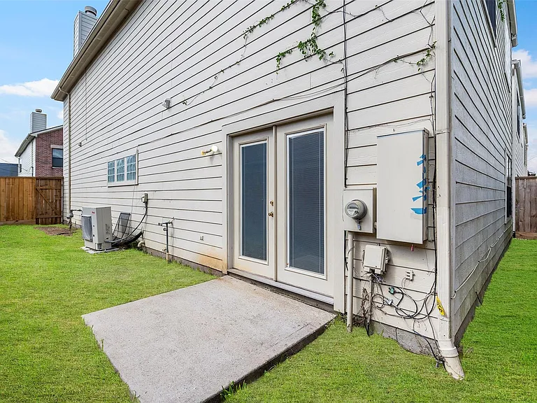 9705 Linkmeadow Ln — Photo 22
