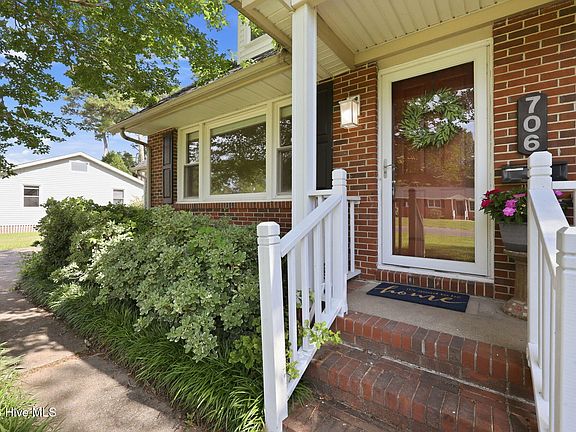5th image of 706 Christine Avenue