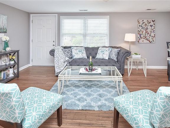 4th image of 3611 Lenoir Cir